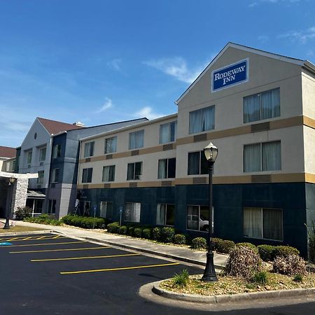 Rodeway Inn Мейкон Экстерьер фото