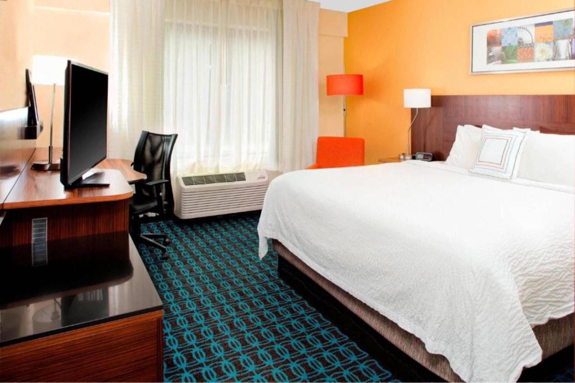 Rodeway Inn Мейкон Экстерьер фото