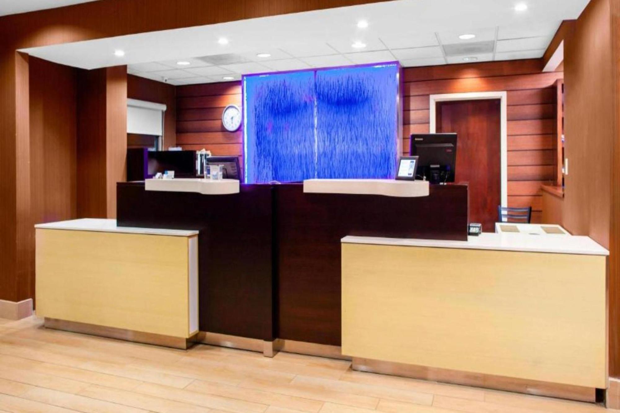 Rodeway Inn Мейкон Экстерьер фото