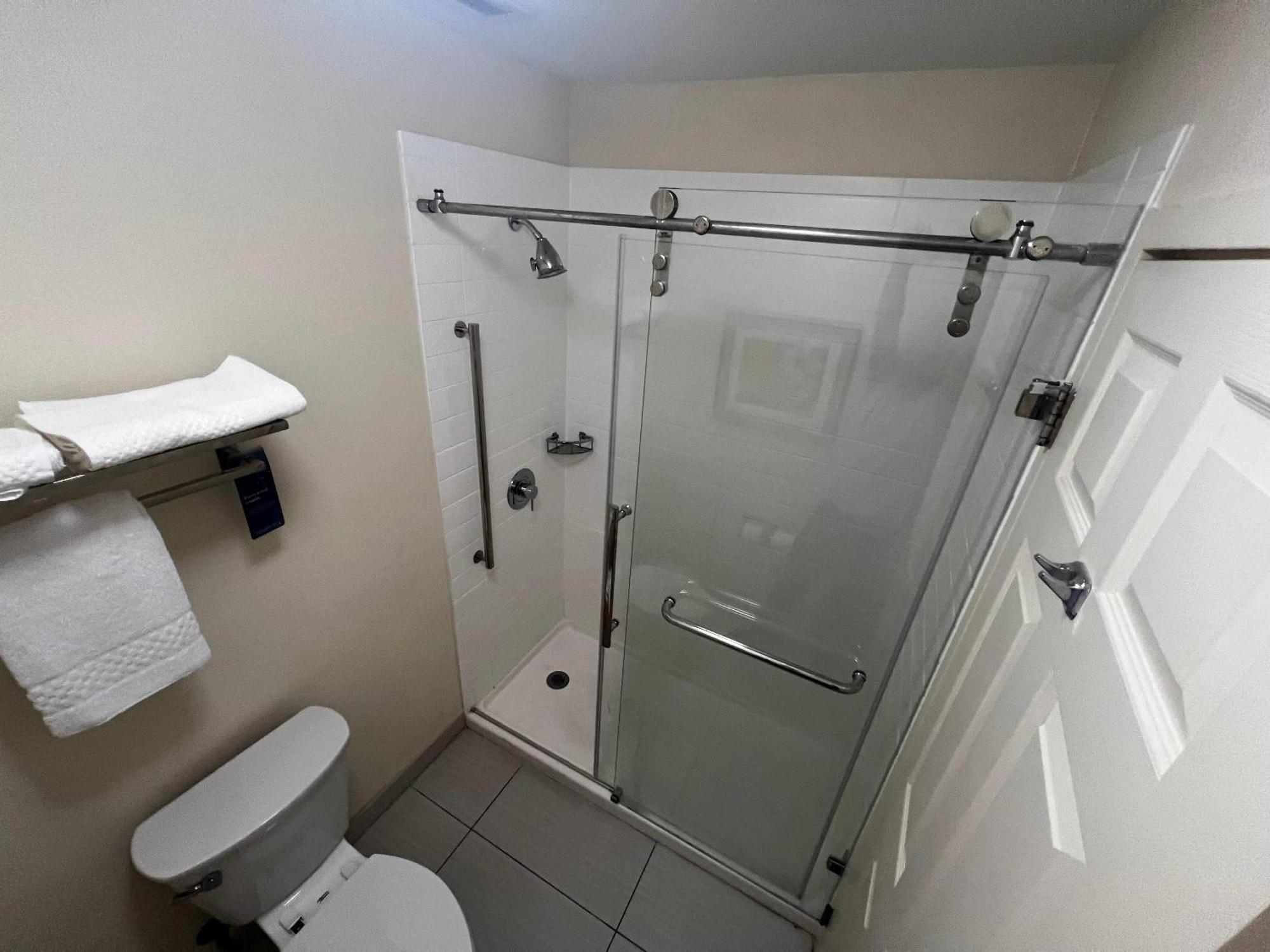 Rodeway Inn Мейкон Экстерьер фото