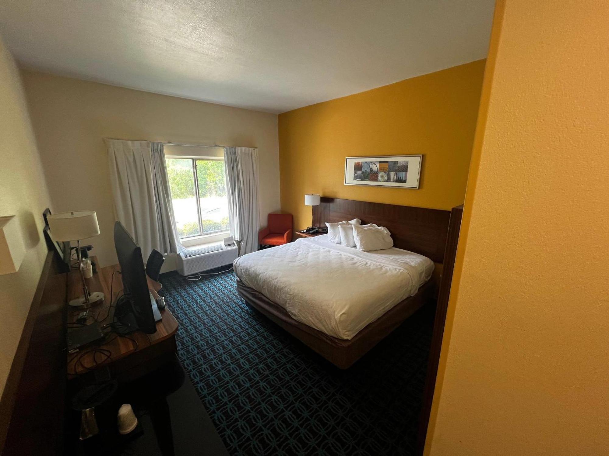 Rodeway Inn Мейкон Экстерьер фото