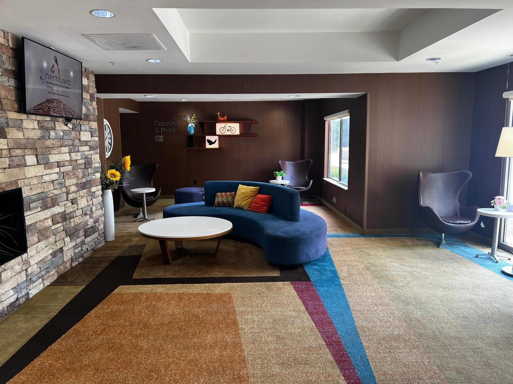 Rodeway Inn Мейкон Экстерьер фото